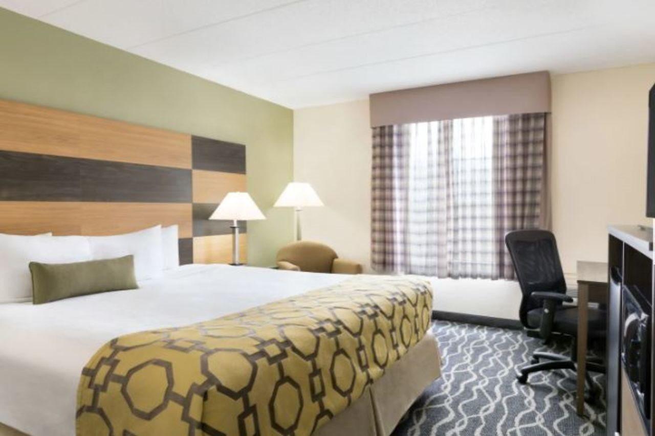 Baymont By Wyndham Florence Cincinnati Екстериор снимка