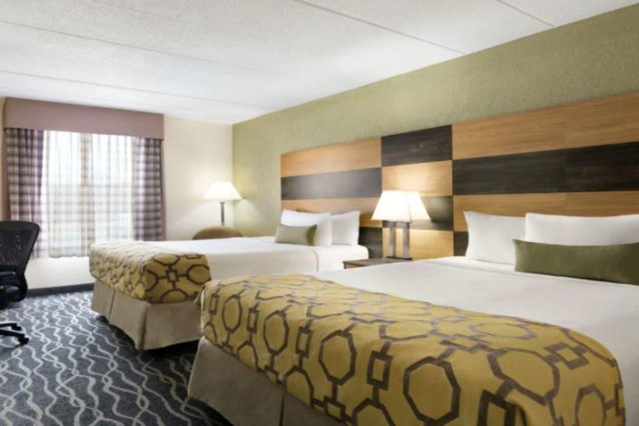Baymont By Wyndham Florence Cincinnati Екстериор снимка