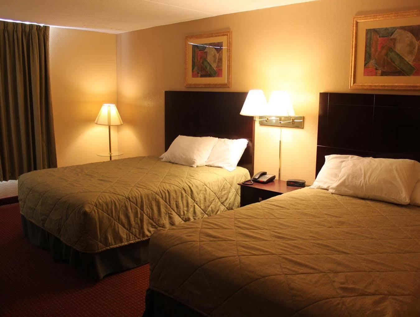 Baymont By Wyndham Florence Cincinnati Екстериор снимка