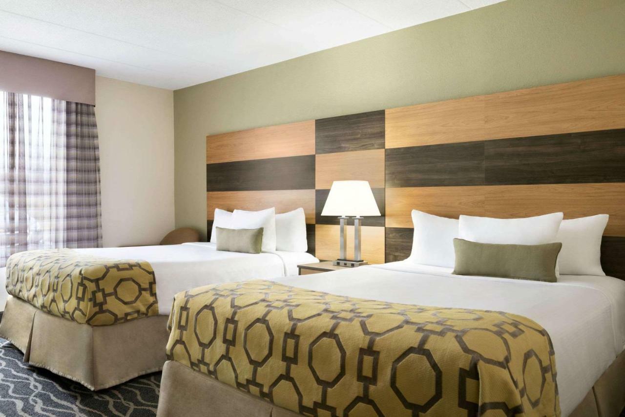 Baymont By Wyndham Florence Cincinnati Екстериор снимка